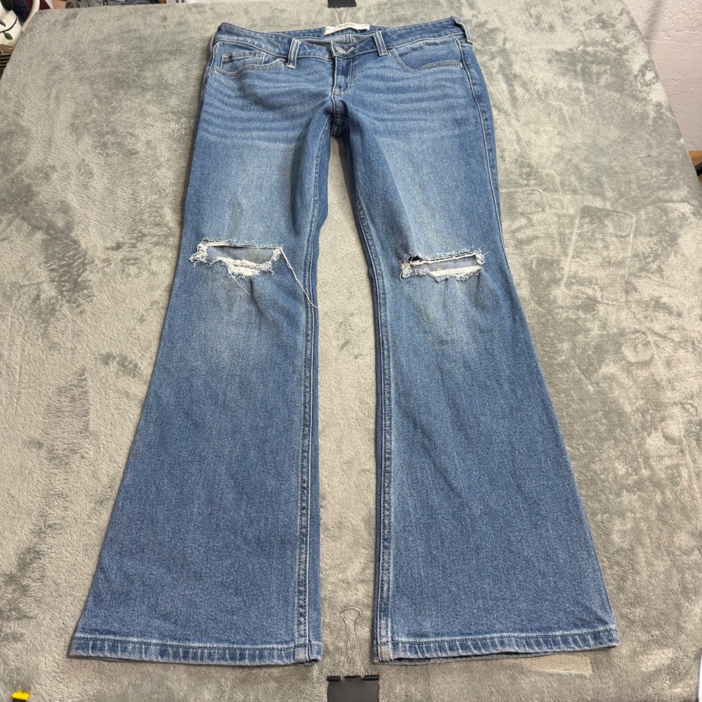 Hollister Low Rise Bootcut Jeans W28 Short Distressed Blue Denim Flare Leg